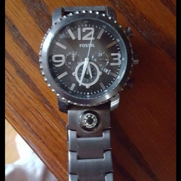 Mens Fossil Watch - Picture 1 of 2